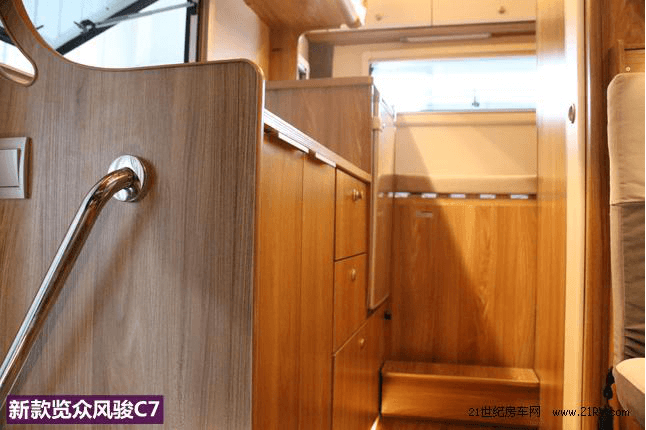 改款不止于顏值 新舊款覽眾C7對比簡評 改款不止于顏值 新舊款覽眾C7對比簡評