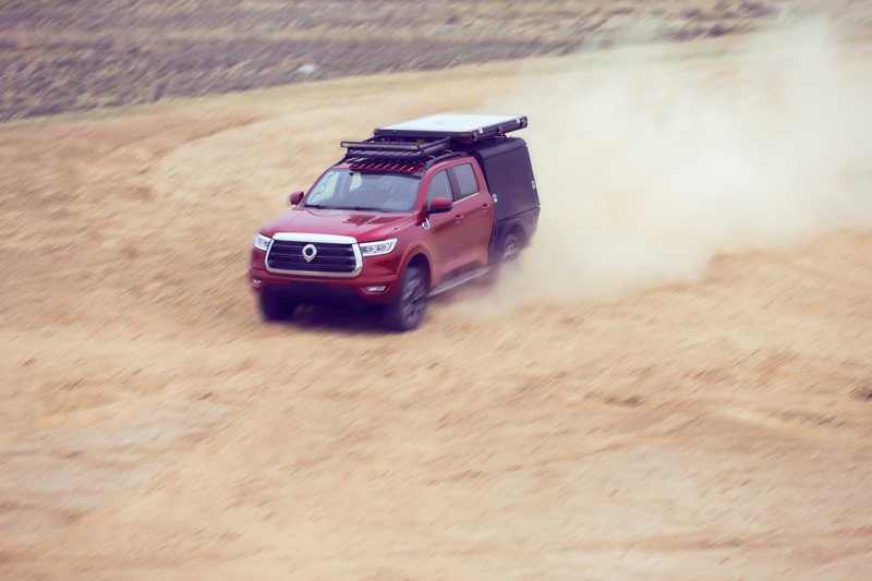 長(zhǎng)城炮宿營(yíng)車首次亮相上海房車展 長(zhǎng)城炮宿營(yíng)車首次亮相上海房車展