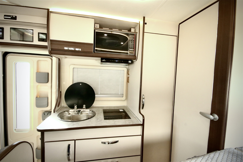 幸運四葉草房車,旅行更舒適選擇 幸運四葉草房車,旅行更舒適選擇