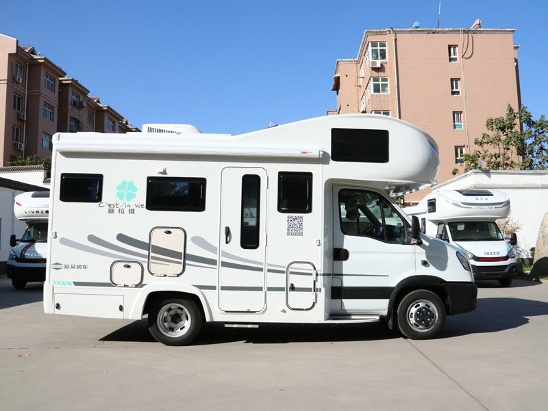 這款適合帶老人和孩子出行的房車 這款適合帶老人和孩子出行的房車