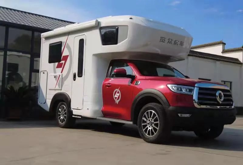 一輛優(yōu)秀的房車(chē)應(yīng)該具備哪些基因?看這里! 一輛優(yōu)秀的房車(chē)應(yīng)該具備哪些基因?看這里!