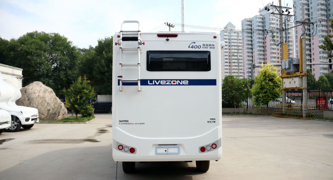 分時(shí)四驅(qū)、超大空間、一代經(jīng)典——風(fēng)駿C7! 分時(shí)四驅(qū)、超大空間、一代經(jīng)典——風(fēng)駿C7!