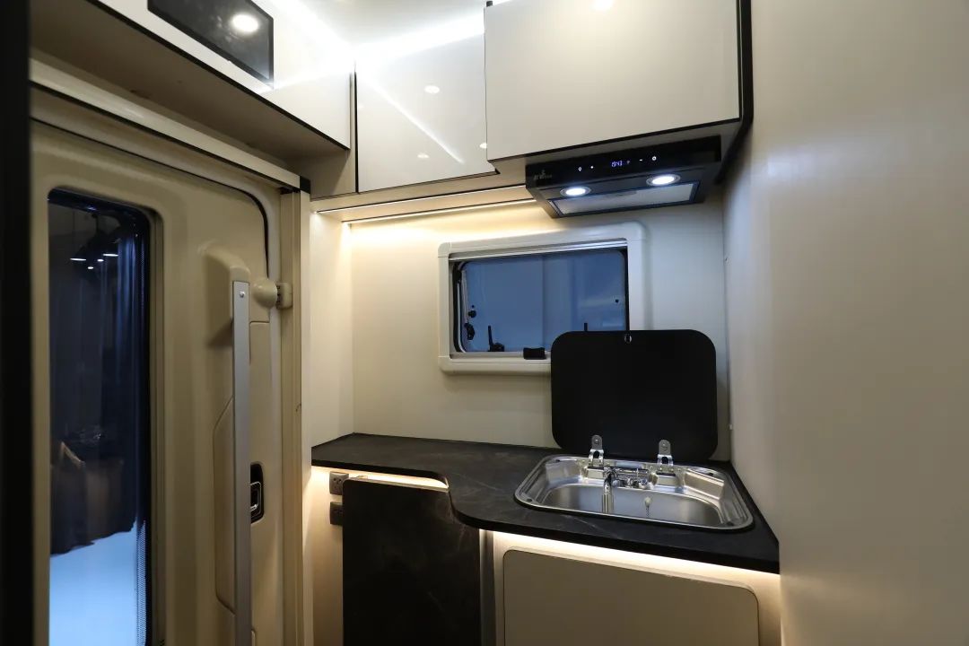 成年人不做選擇題,自由與安穩(wěn)我都要! 成年人不做選擇題,自由與安穩(wěn)我都要!