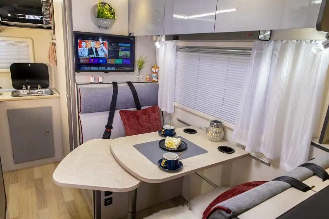 自由炮系列房車(chē)布局盤(pán)點(diǎn),總有一款適合你! 自由炮系列房車(chē)布局盤(pán)點(diǎn),總有一款適合你!