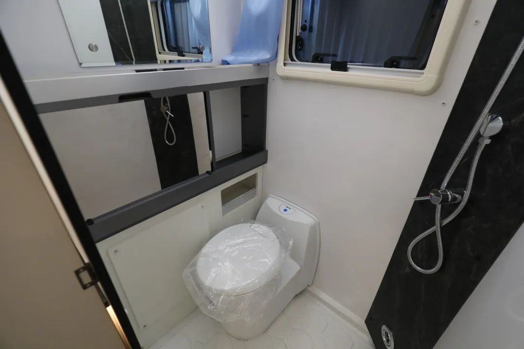 自由炮系列房車(chē)布局盤(pán)點(diǎn),總有一款適合你! 自由炮系列房車(chē)布局盤(pán)點(diǎn),總有一款適合你!