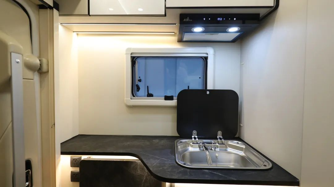 自由炮系列房車(chē)布局盤(pán)點(diǎn),總有一款適合你! 自由炮系列房車(chē)布局盤(pán)點(diǎn),總有一款適合你!