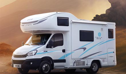 真性價比“卷王”房車，還得看塞拉維雙拓展！