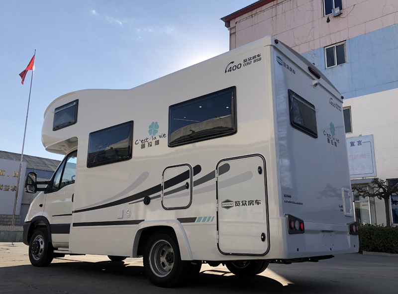舒適旅行生活，這款房車(chē)必不可少